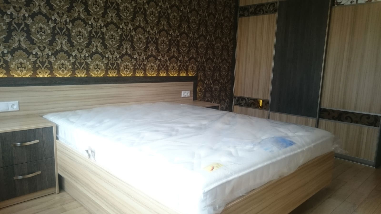Miegamojo baldai pagal užsakymą, darbas Nr. 3