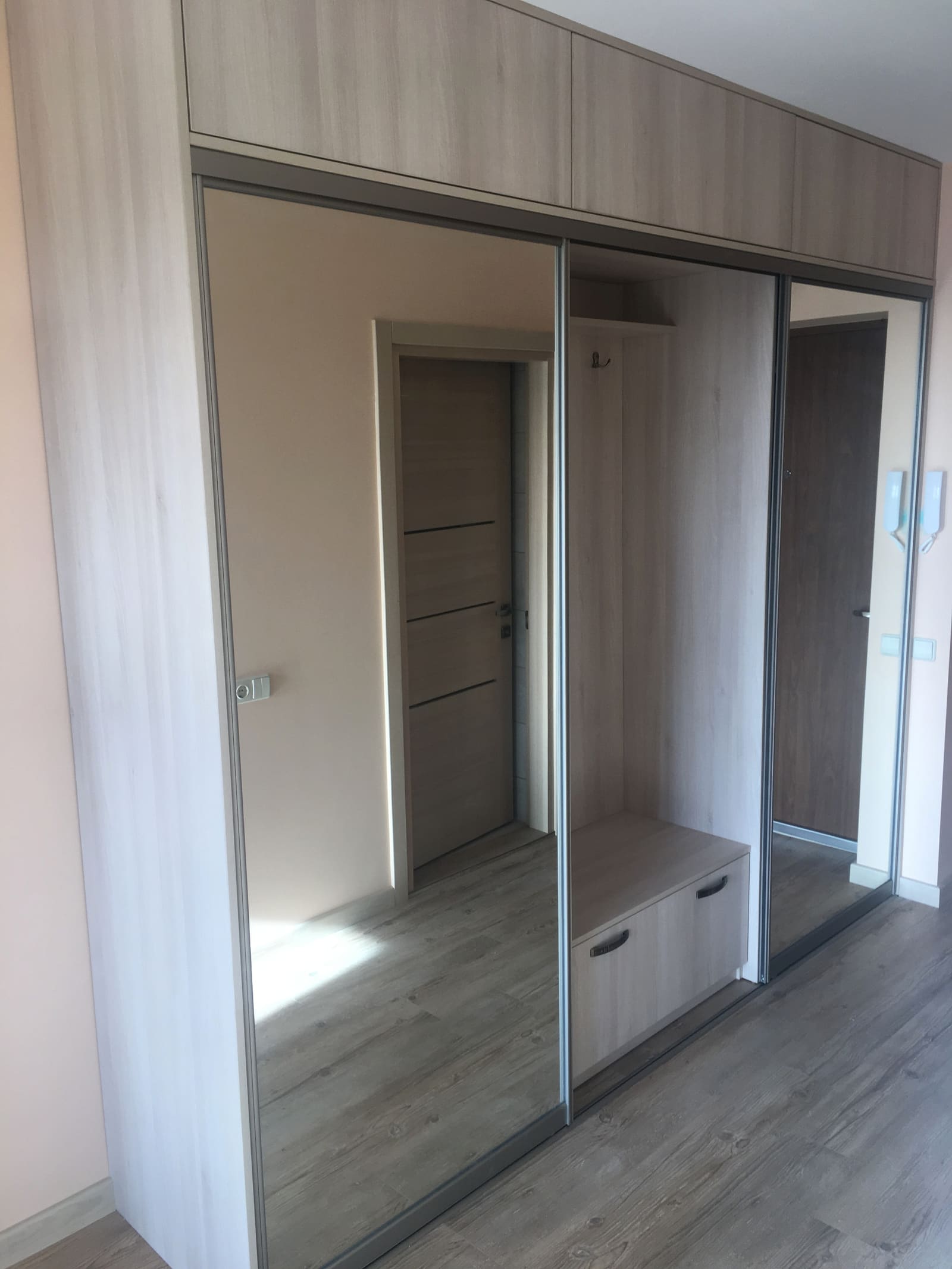 Prieškambario baldai pagal užsakymą, darbas Nr. 8